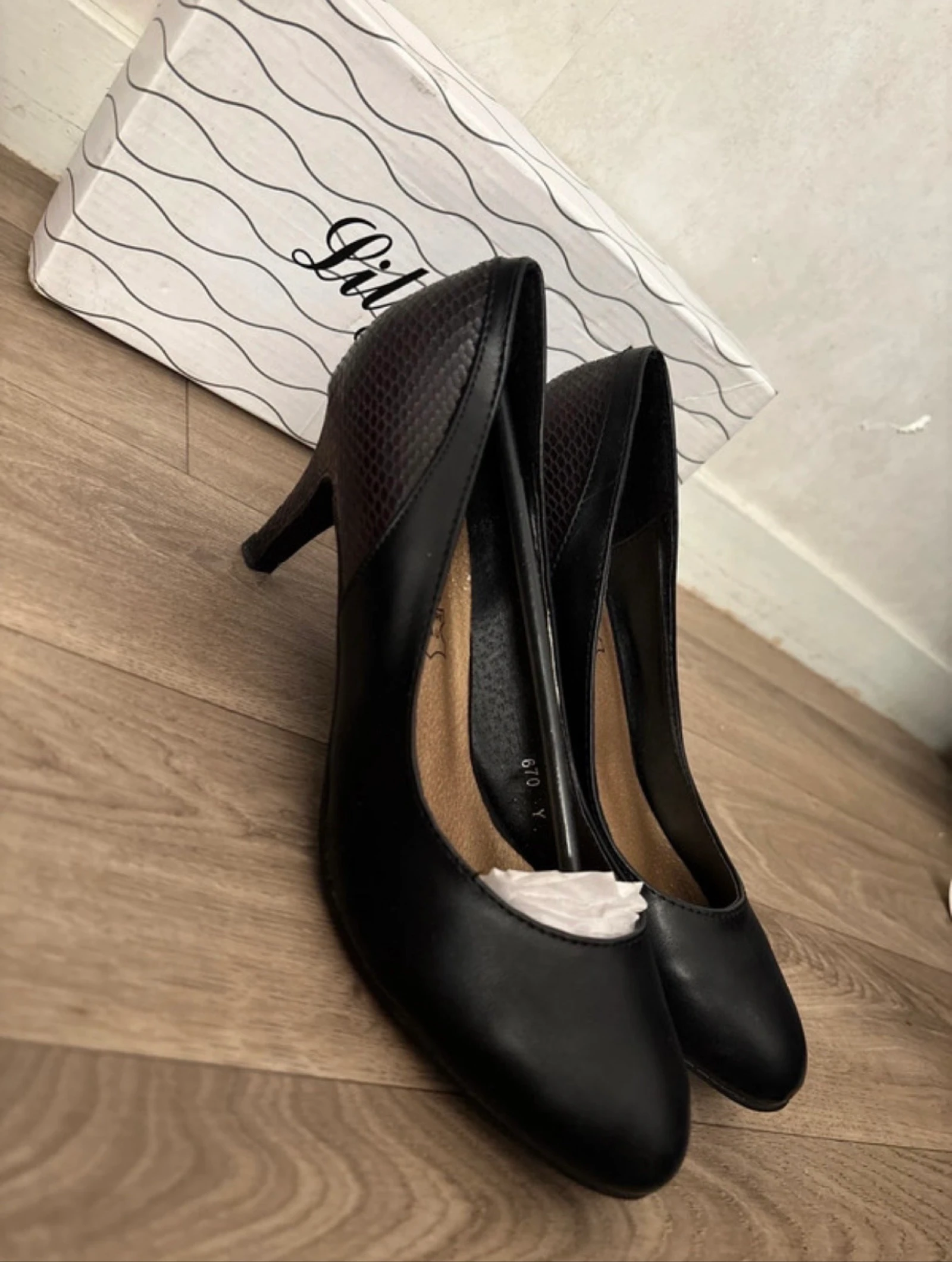 Zapato de tacón talla 39 negro – photo 2